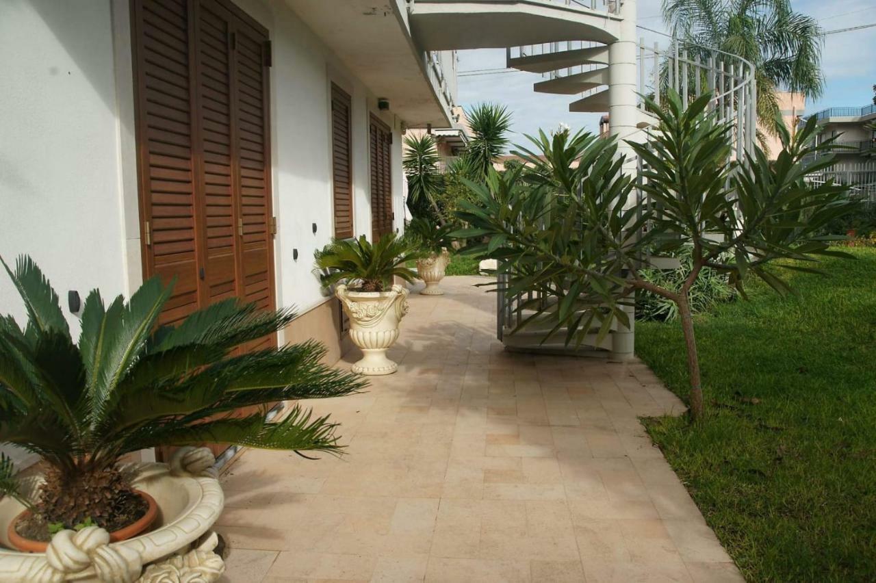 Villa Grazia Fondachello  Exterior foto
